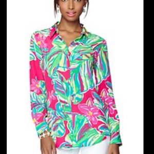 Silk Lilly Pulitzer Isla printed Gold Button Down top Size S